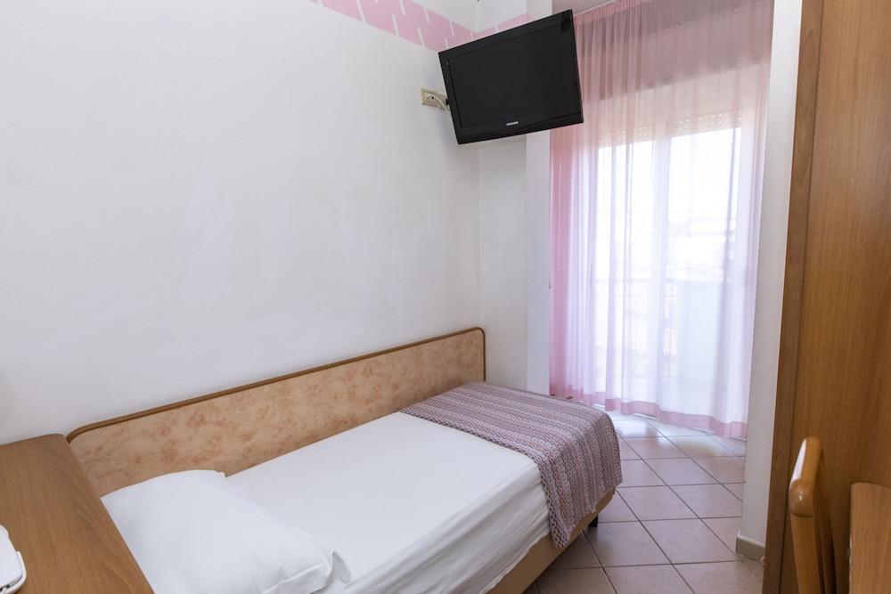 Hotel Holland Rimini Zewnętrze zdjęcie